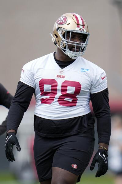 49ers ecstatic to have Javon Hargrave on their side to bolster